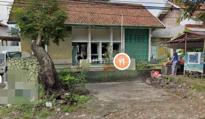 Dijual rumah lama hitung tanah aja , semarang tengah kota  1