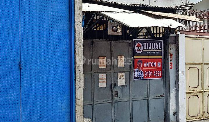 RUMAH TUA DAERAH STRATEGIS PASAR BARU 1