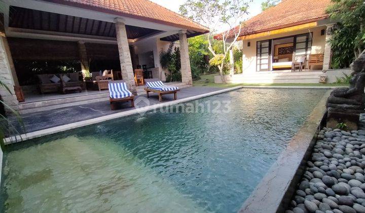 Villa Cantik di Bukit Jimbaran, Daerah Nyaman Seperti di Ubud 1