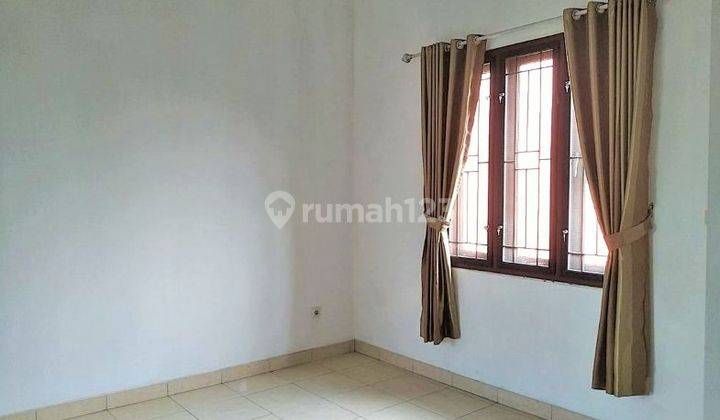 Rumah Bagus dan Luas Di Taman Simpruk Lippo Cikarang 2