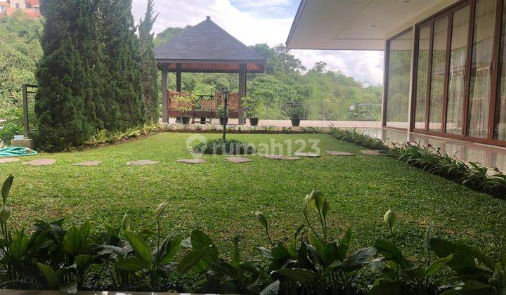 Luxury Home Resort di Dago Pakar 1