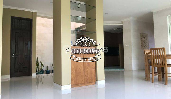 Villa for sale, Kuta location 1