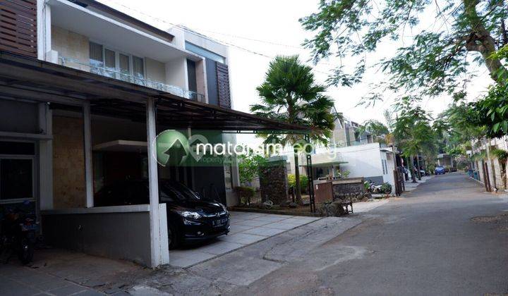 Rumah Lux Sangat Asri di Riviera Resort Residence, Geger Kalong 2