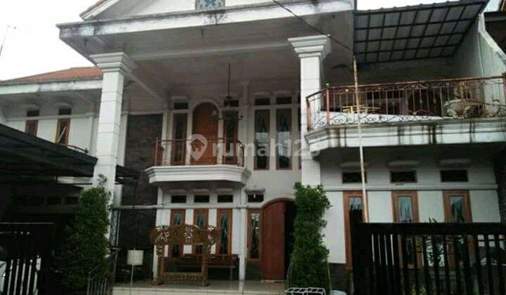 Rumah mewah dua lantai pusat kota sayap Riau  2