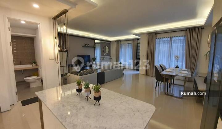 Rumah Keren Modern Baru Siap Huni di Setra Duta Bandung Utara Rumah Keren Modern Baru Siap Huni di Setra Duta Bandung Utara