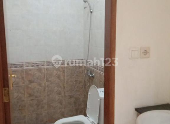 For Sale House Good SHM Unfurnished Hadap Timur J014 2