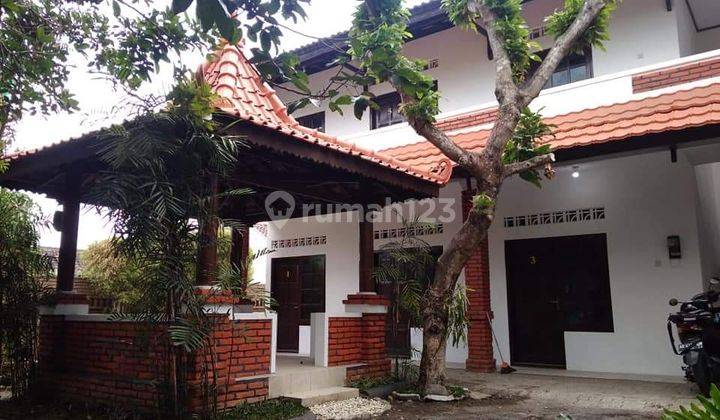 Kosan berikut rumah induk cantik dan asri di jalan Kaliurang 1