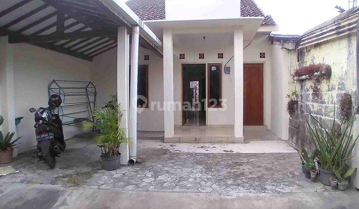 Rumah minimalis 3 kamar di minomartani 1