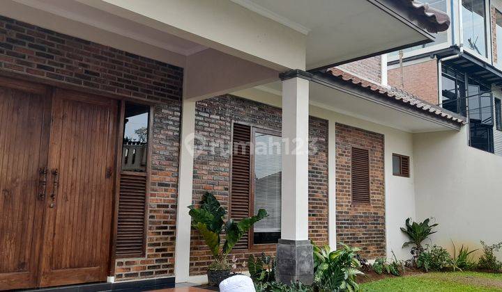 Rumah Cantik Artistik Terawat di Banjar Sari Ciawi 2