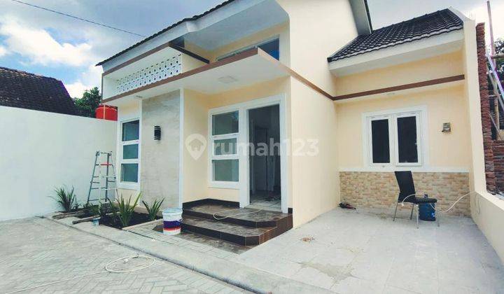 Rumah Baru Cantik Siap Huni di Purwomartani 1