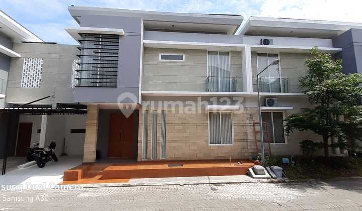 Rumah lingkungan dalam perum dikota jogja dekat kampus UII Taman Siswa Rumah lingkungan dalam perum dikota jogja dekat kampus UII Taman Siswa