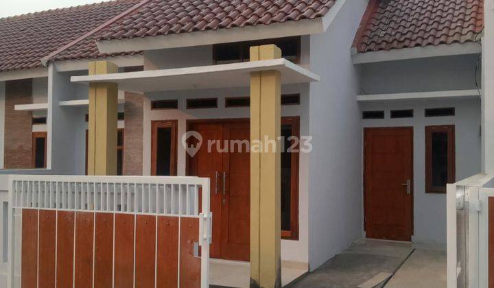 Rumah Harga Terjangkau Dekat Jalan Raya  1