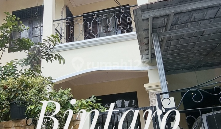 Rumah Asri siap huni dekat Stan ,di Puyuh sektor 5 Bintaro Jaya