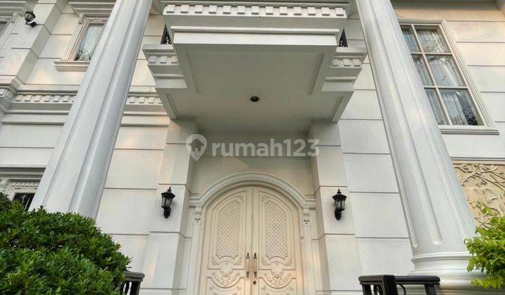 Rumah Mewah Bangunan Desain Mandiri Di Taman Tirta Golf Bsd Dekat Pintu Tol 2