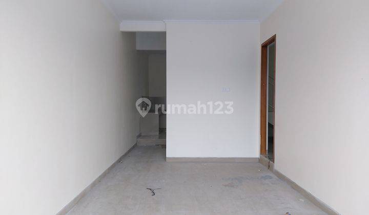 Rumah Mewah Baru Di Cluster Solo Baru 2