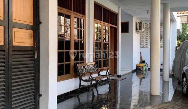 Rumah di Anggrek Karet Belakang Setiabudi  2