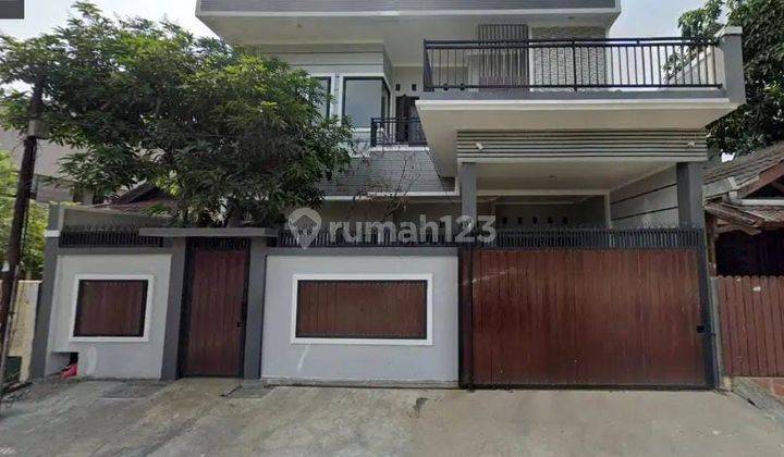 Rumah Baru Super Exclusive Strategis Dan Nyaman Di Griya Loka BSD 1