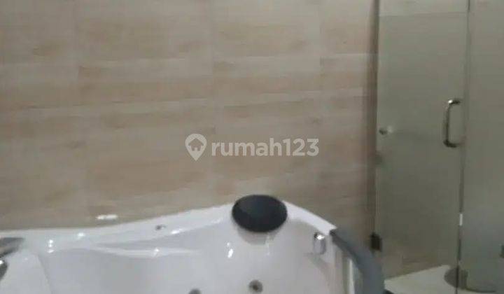 Rumah Bangunan Baru 2 ½ Lantai Kokoh di Griyaloka BSD 2