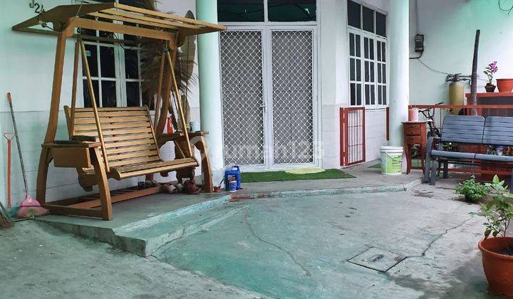 Rumah Bagus Semi Furnished SHM Jl Mokmer 1