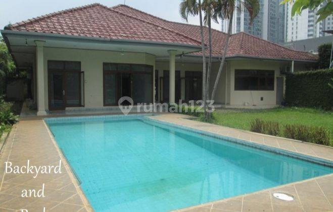 Rumah Town house di Jalan teladan Cipete Jakarta selatan 1