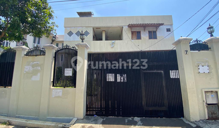 Rumah Kost2an 13 Pintu di Komplek Batan Lebak Bulus Jakarta Selatan LT 823M2 Cash Only Murah Bawah Pasar Rumah Kost2an 13 Pintu di Komplek Batan Lebak Bulus Jakarta Selatan LT 823M2 Cash Only Murah Bawah Pasar