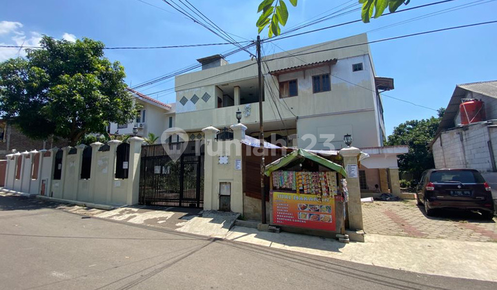 Rumah Kost2an 13 Pintu di Komplek Batan Lebak Bulus Jakarta Selatan LT 823M2 Cash Only Murah Bawah Pasar 2