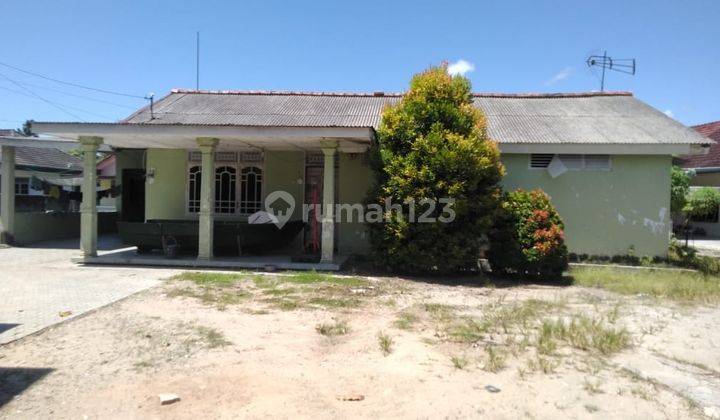 Di Jual Rumah Beserta Kios 1