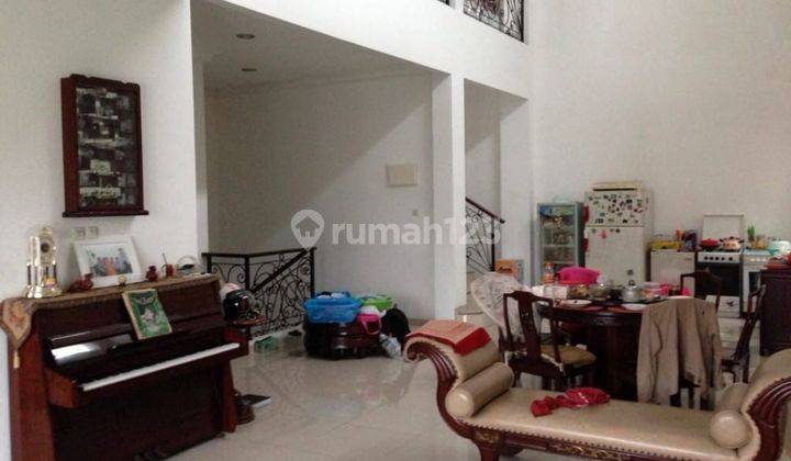 rumah bagus  lantai di Komp DPR kemanggisan 2