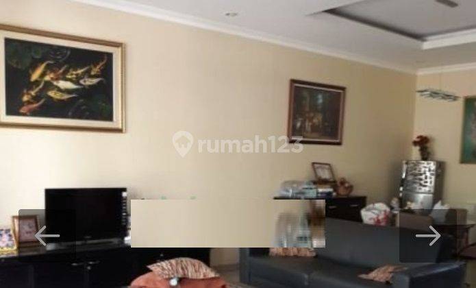 Rumah Bagus Cozy Banget di Batununggal Indah 1