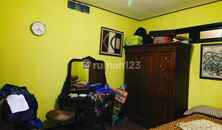 Rumah Tengah Kota Strategis Manahan 2