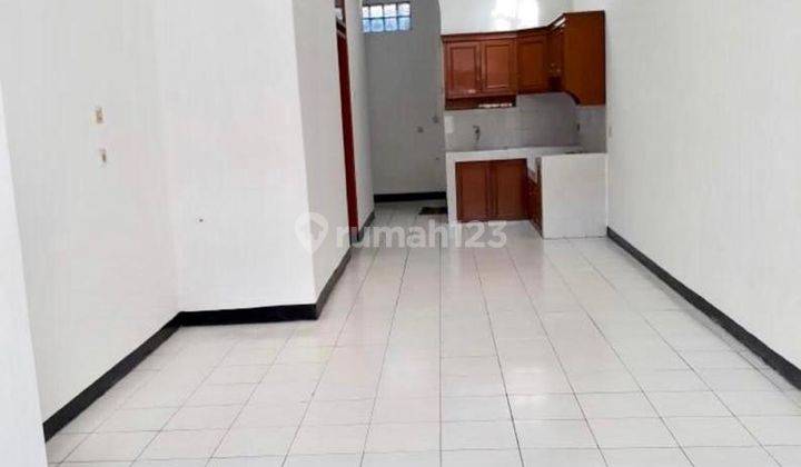 Rumah Aman dan Nyaman di Taman Kopo Indah 2 2