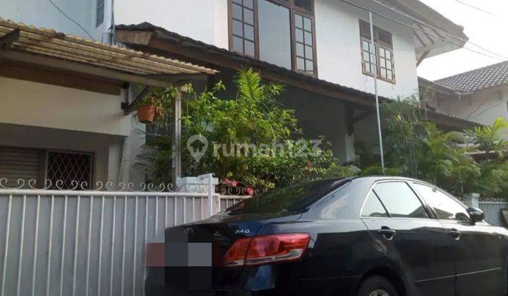 Rumah bagus 2 lantai di cempaka putih Jakarta pusat 2