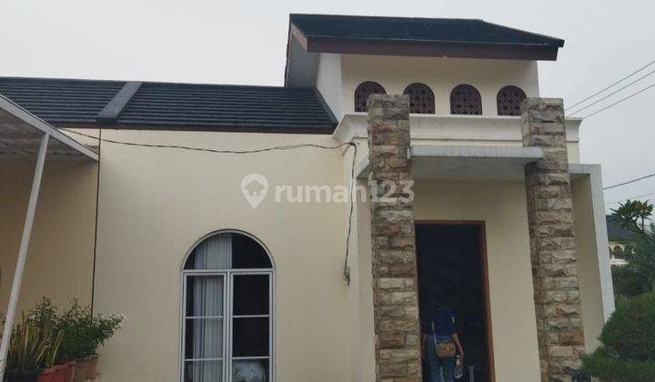 Rumah Gaya Timur Tengah Fasilitas Lengkap 2