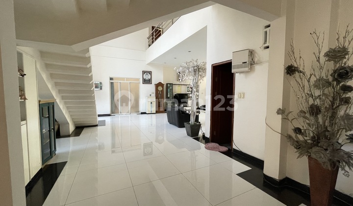 Luxury Home Pik Pinisi