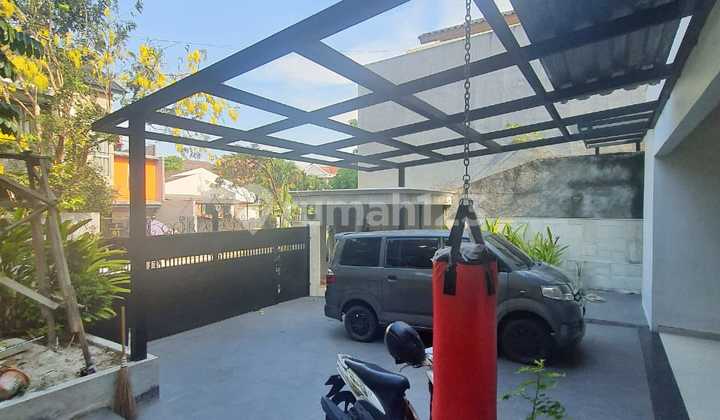 Pondok indah rumah baru ada swimming Pool