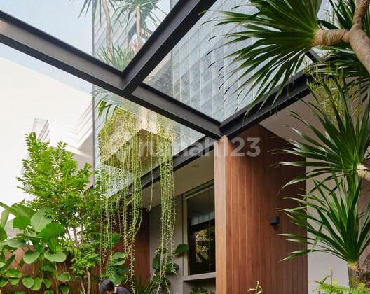 rumah dgn pencahayaan yg bagus di TPB 2