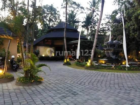 Resort bintang 3 Di Ubud 1