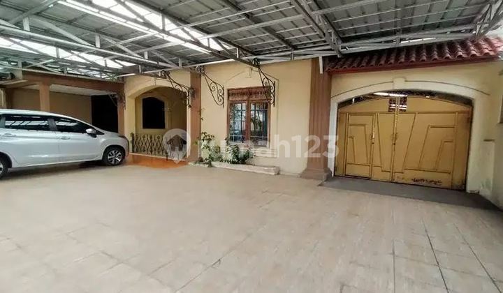 Luxury House Near Sudirman, Bogor Palace, Station, Jagorawi Toll Road 2