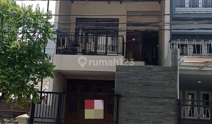 Dijual Rumah 3 Lantai di Muara Karang, Jakarta Utara 1