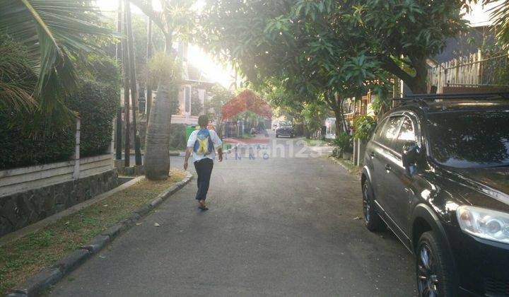 Rumah dengan bangunan kokoh siap huni, Kompleks Ujung Berung indah 2