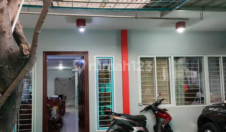 Rumah 2 lantai di Jelambar 