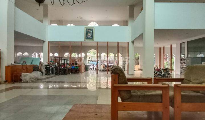 Dijual Cepat Gedung Karmel di Kebon Jeruk ,dibawah Njop 1