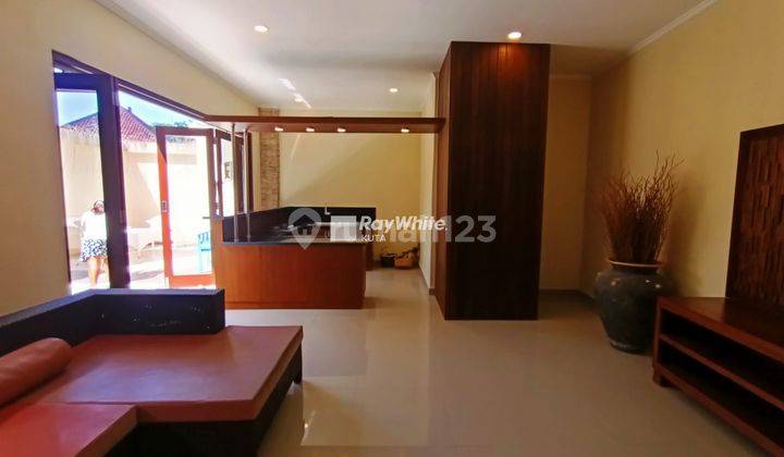 Great Price! Renovated Villa in Kerobokan Bali 2