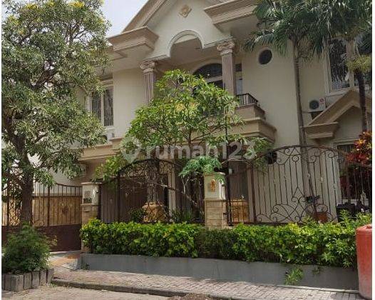 Rumah Modern Mewah Siap Huni Ada Pool Di Satelit Town House Surabaya Barat 1