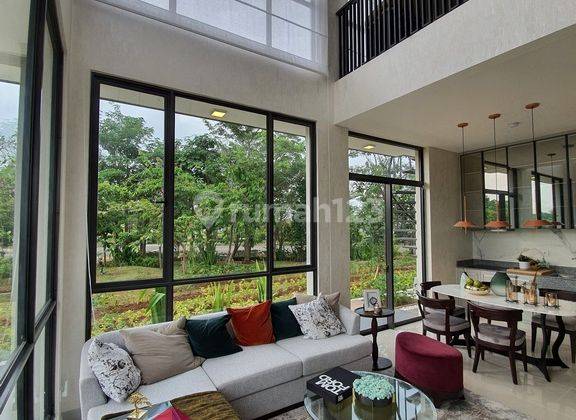 Rumah 3 Lantai Modern Style di Asya Sentarum Cakung Jakarta Timur 1