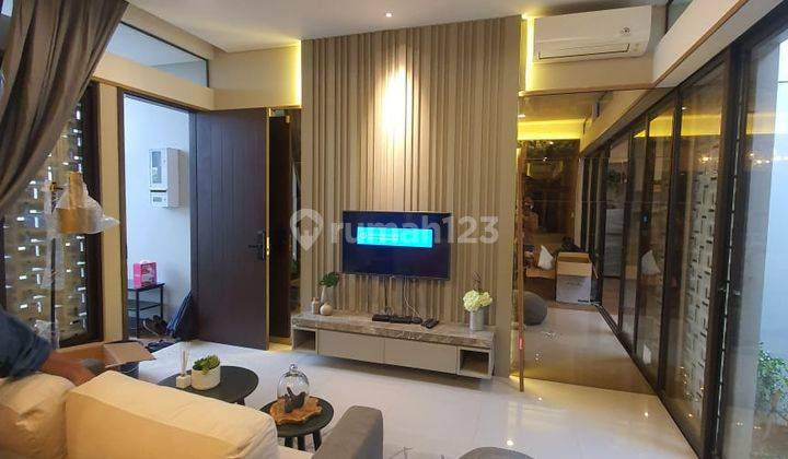 Rumah Mewah Minimalis di Summarecon Bandung 1