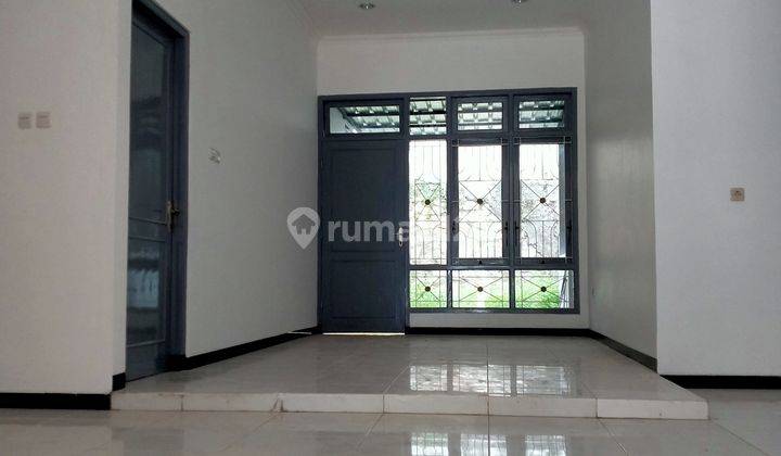 Rumah Bagus Strategis Murah di Bukit Sari 1