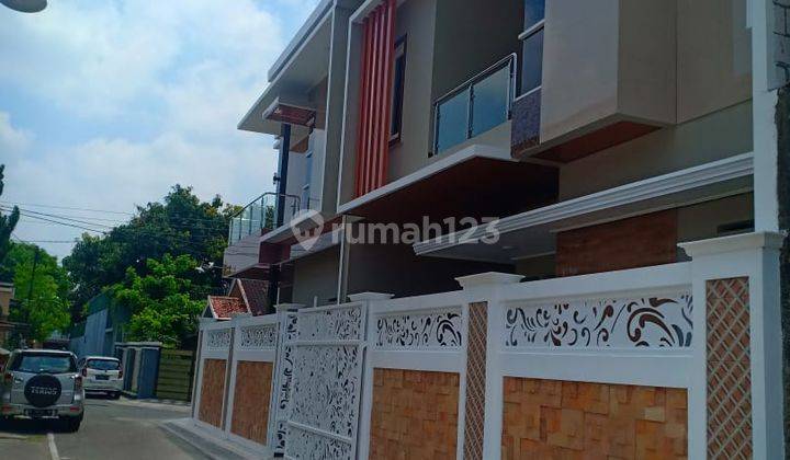 Rumah baru tengah kota solo dekat solo paragon 2