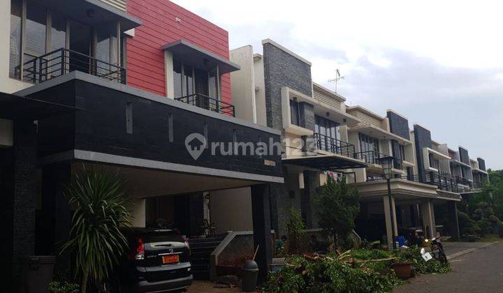 Rumah Furnished Di Raffles Hill Cibubur  1