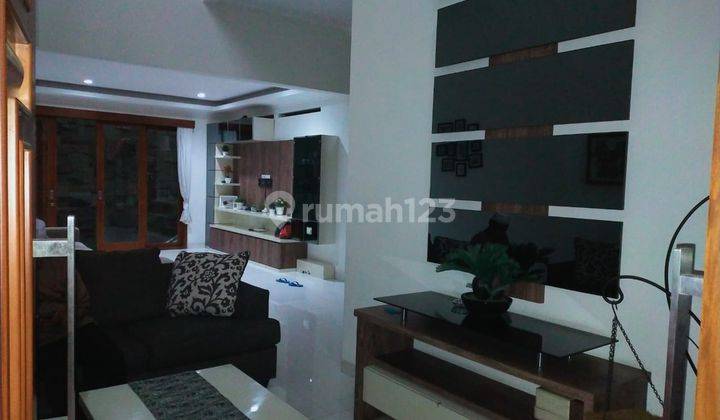 Rumah mewah full furnished di Cisaranten kulon Bandung Timur 2